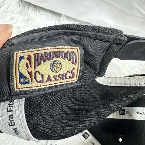 New-era Men's multi Hat - Picture 10 of 12